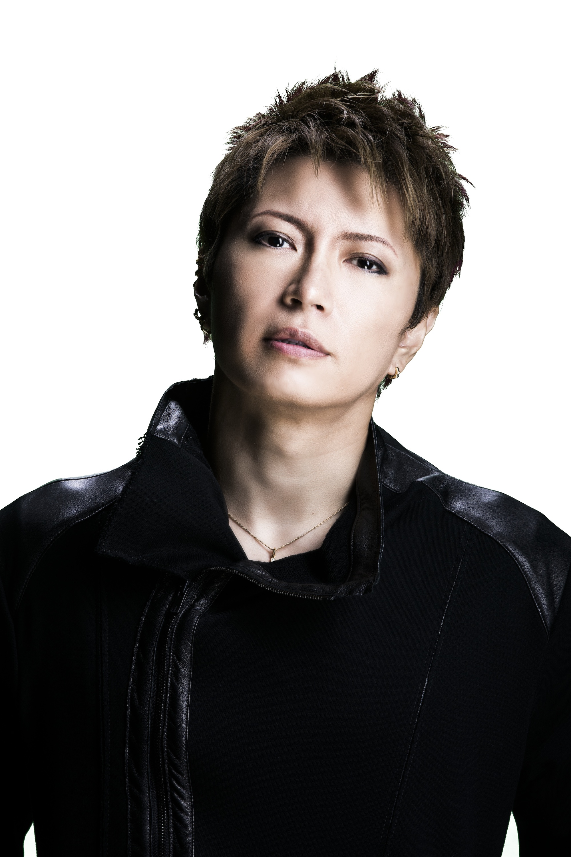 GACKTの体重は56kg