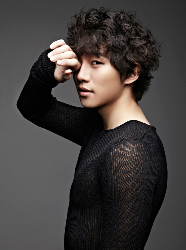 ジュノ（JUNHO）