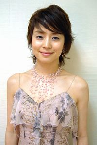 石田ゆり子のプロフィール