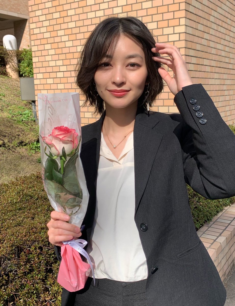 プロフィール