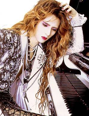 X Japan Yoshikiのすっぴん画像 性格と素顔を総まとめ Kyun Kyun キュンキュン 女子が気になるエンタメ情報まとめ