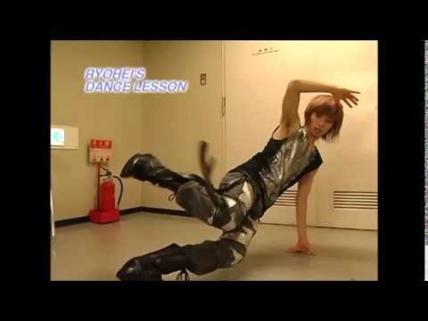 Chiba Ryohei B-boy lesson : SWEEPING ｜スウィーピング (CC) - YouTube