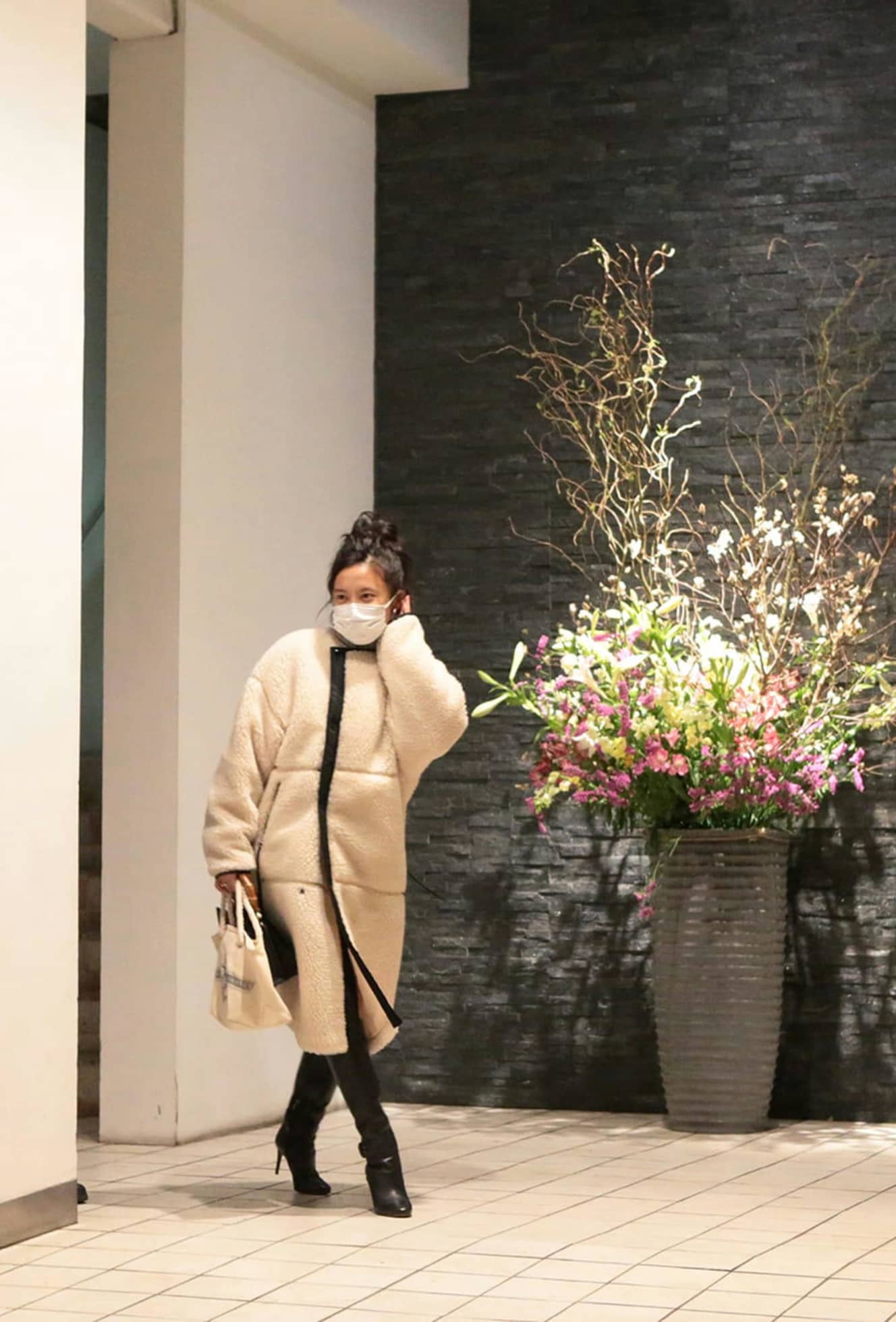 カラオケで密会?