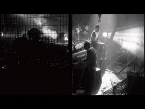 B'z / Calling - YouTube