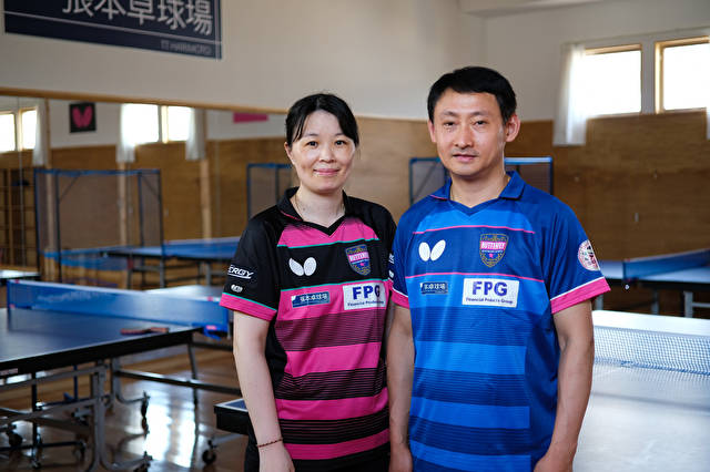 両親は中国の卓球選手