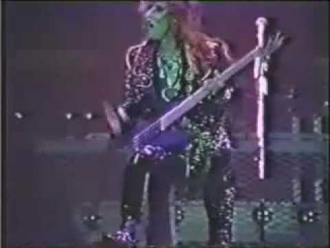 X-Japan - Taiji Bass Solo - YouTube