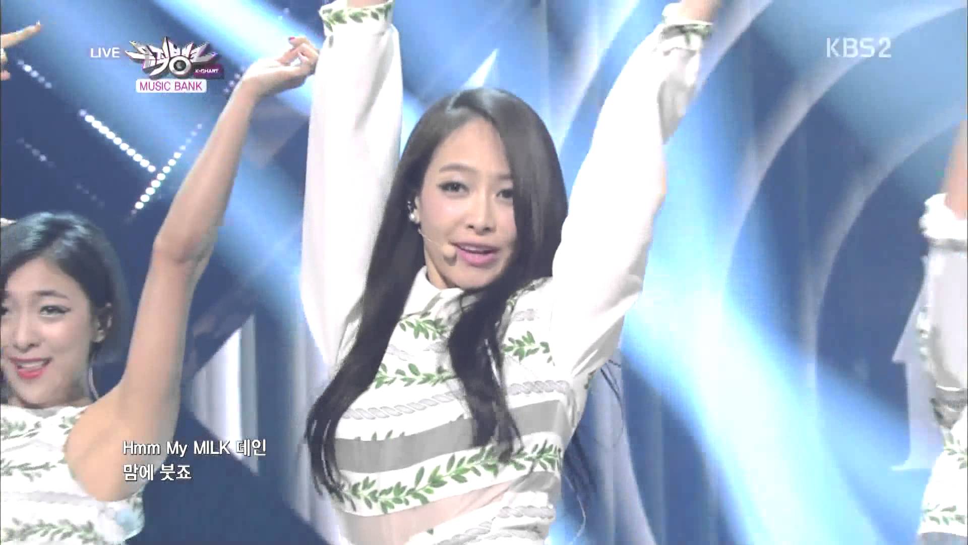 f(x) 에프엑스 Comeback Stage 'MILK' KBS MUSIC BANK 2014.07.04 - YouTube