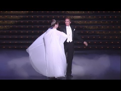 花組公演『TAKARAZUKA ∞ 夢眩』 - YouTube